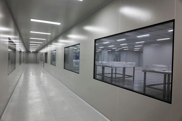 專業(yè)潔凈空間解決方案 山東晴朗凈化科技檢測(cè)科技的無(wú)塵室、無(wú)菌室與凈化車間工程